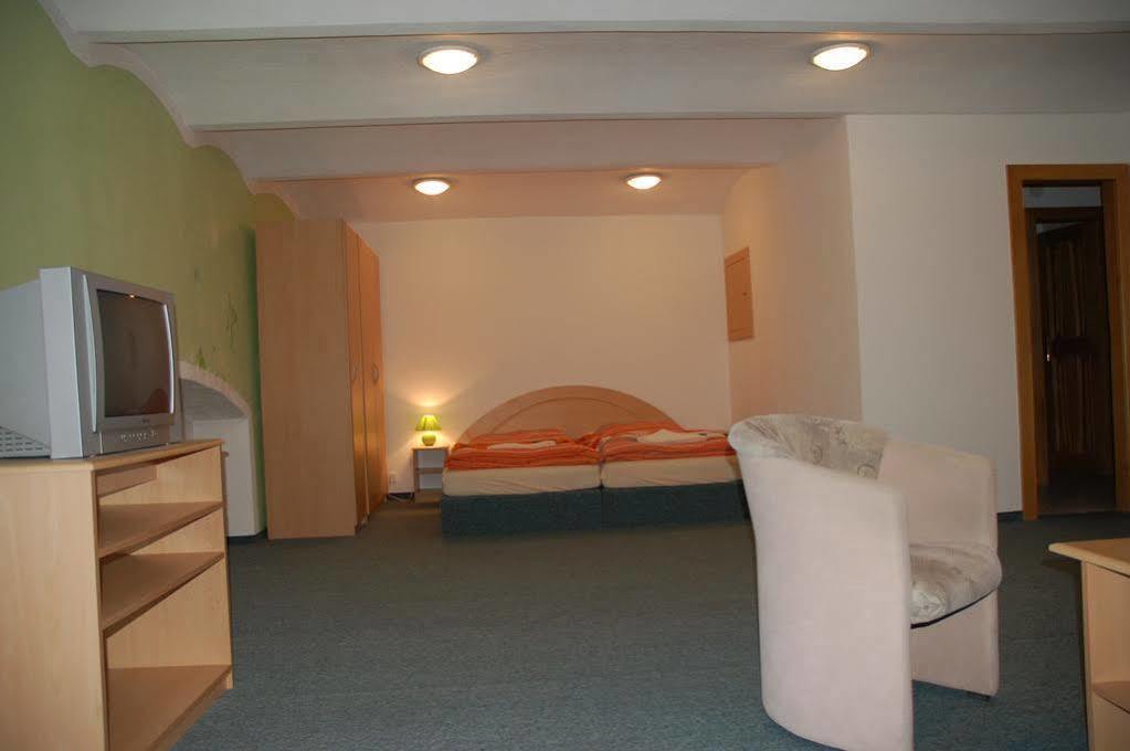 Penzion U Vlka Ceske Budejovice Extérieur photo